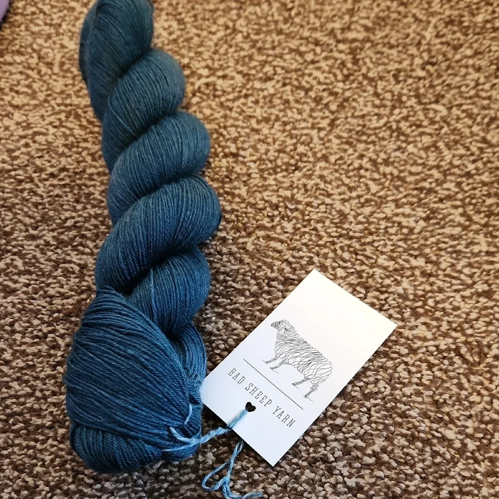 Bad Sheep Yarn in Deep Blue - Picture 1 of 2